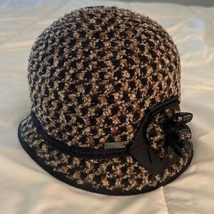 Betmar hat. NWT